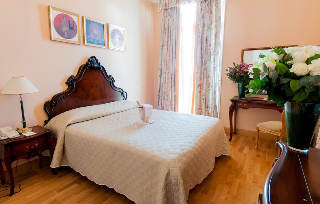 Pentelikon Hotel キフィシア 部屋 写真